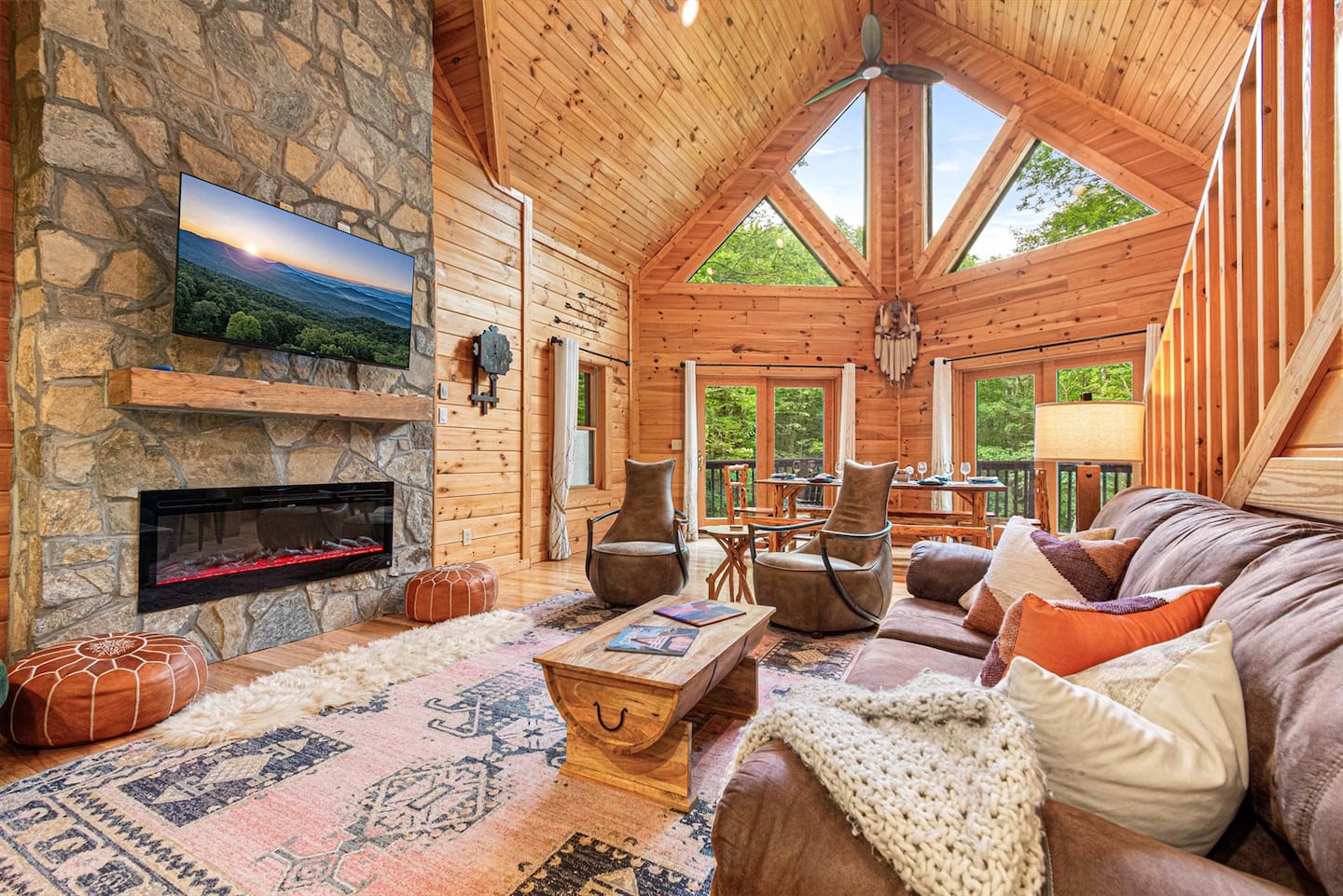 Bear's Creek Lodge