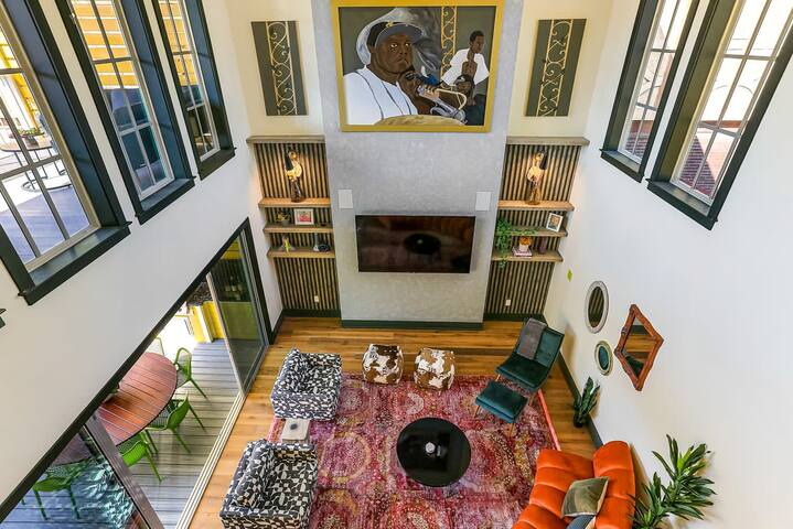 Tropical Paradise with Heated Pool – Minutes to FQ gallery image 2