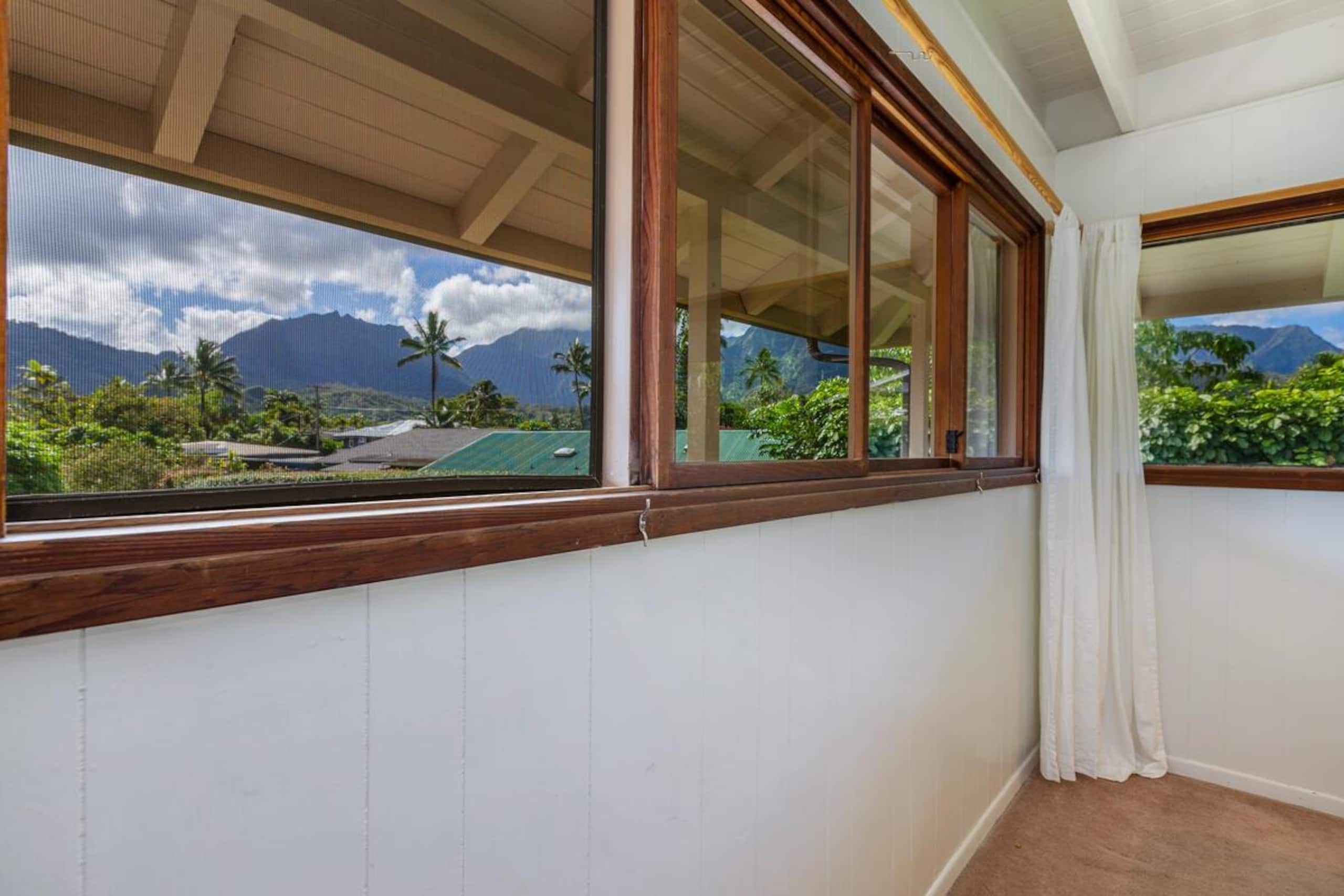 Home in Hanalei · ★4.29 · 2 bedrooms · 4 beds · 2 baths - Image 23