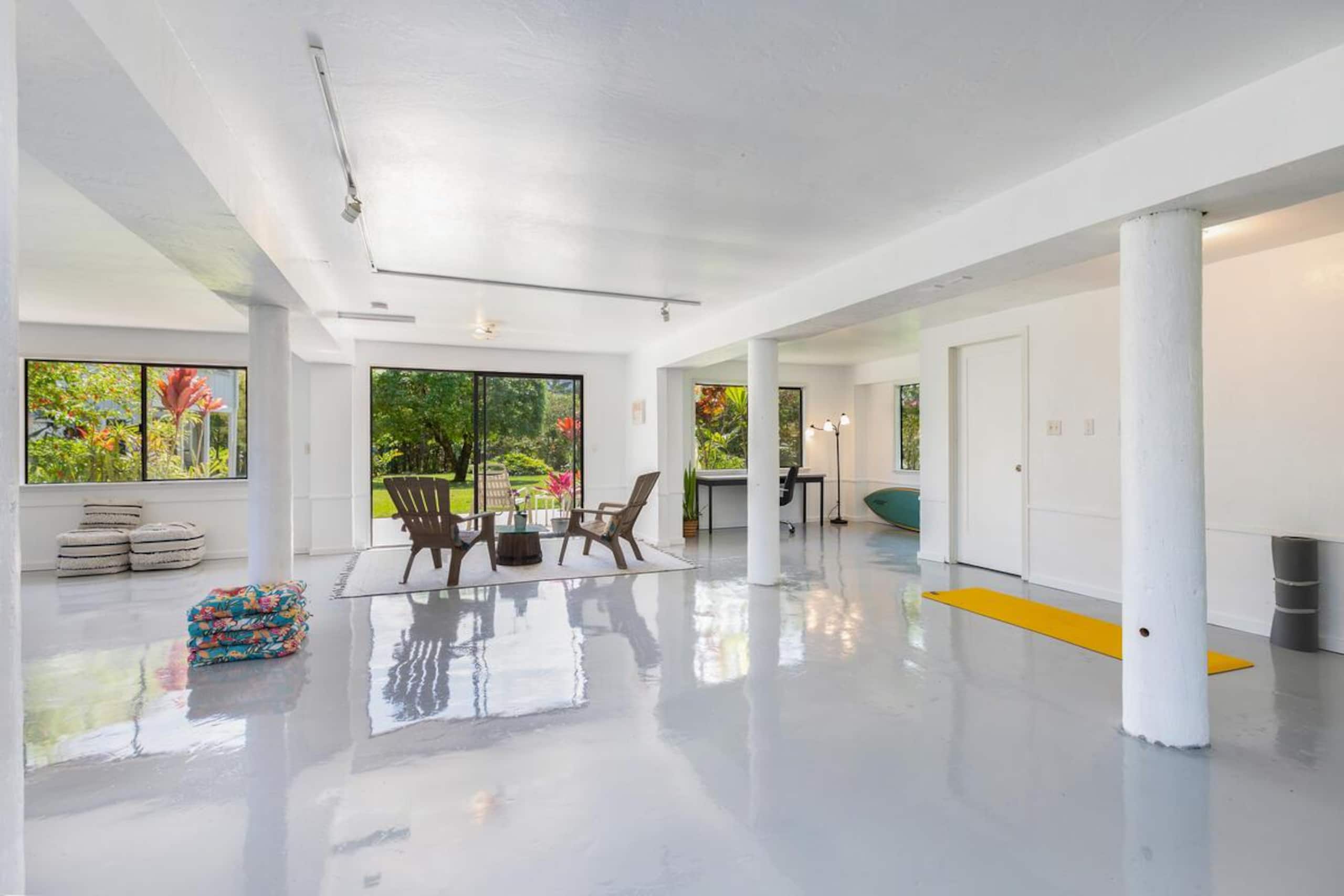 Home in Hanalei · ★4.29 · 2 bedrooms · 4 beds · 2 baths - Image 11