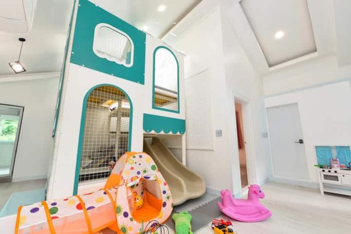 Room for families, Hwaseongbang (Kids Full Villa)