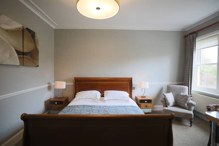 Super King Room - Standard With Garden View - Oxford
