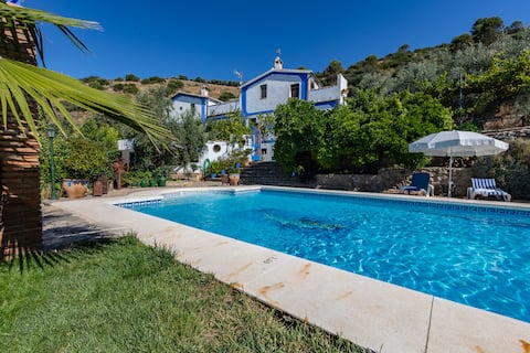 El Granero, optional jacuzzi, views, nature