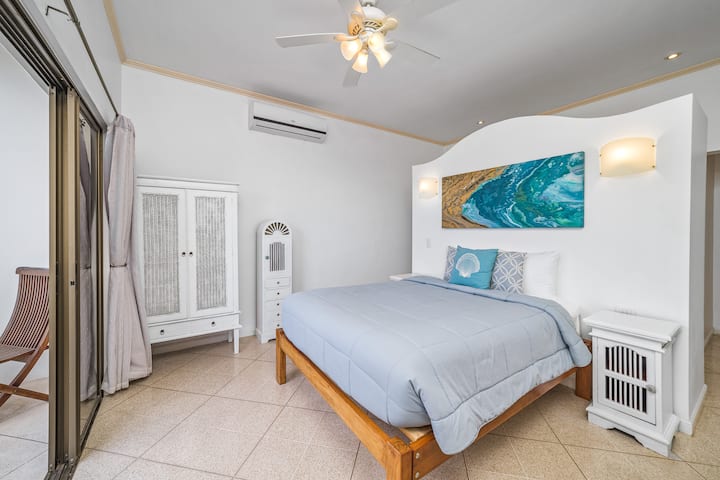 غرفة النوم الرئيسية