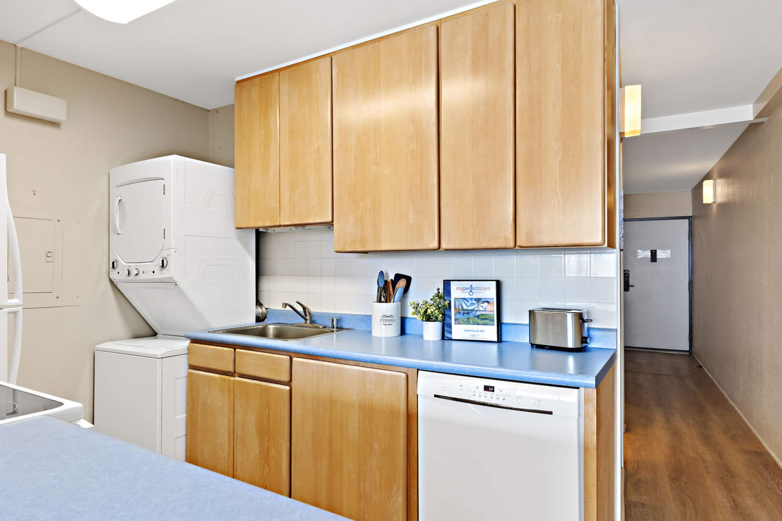 Condo in Wailuku · ★4.73 · 1 bedroom · 2 beds · 1 bath - Image 15