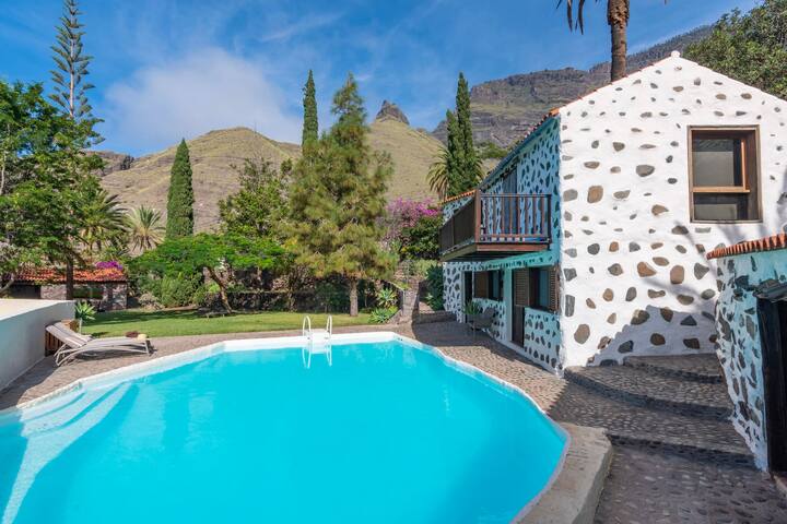 Casitas Canarias managed Airbnb listing 1