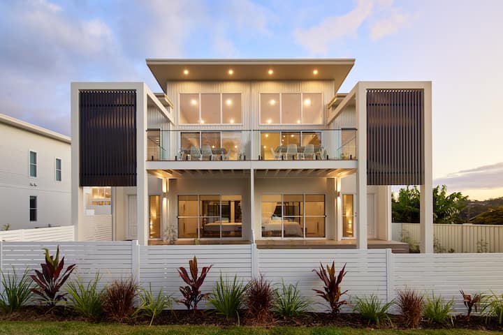 Su-Jo - Villa 1 - Contemporary coastal charm