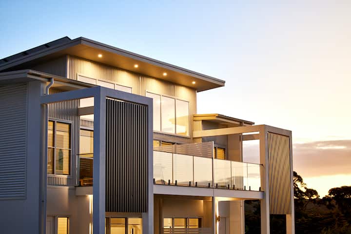 Su-Jo - Villa 1 - Contemporary coastal charm