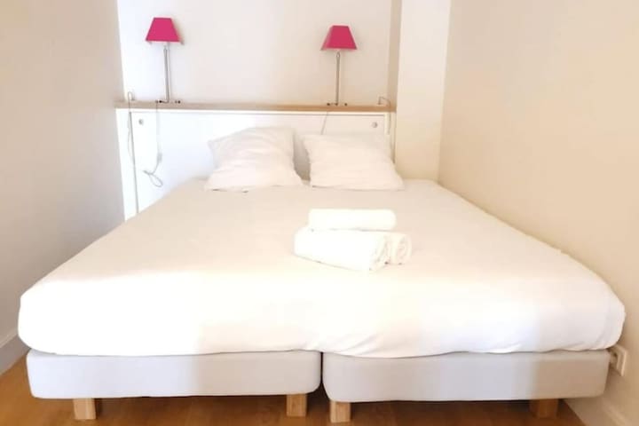 Arthur De Mon Petit Faré managed Airbnb listing 2