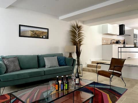 Propriété Airbnb réussie: Baya House by Melrose à Bayeux
