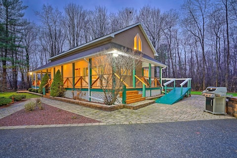 Spacious Oneida Retreat w/ Game Room!