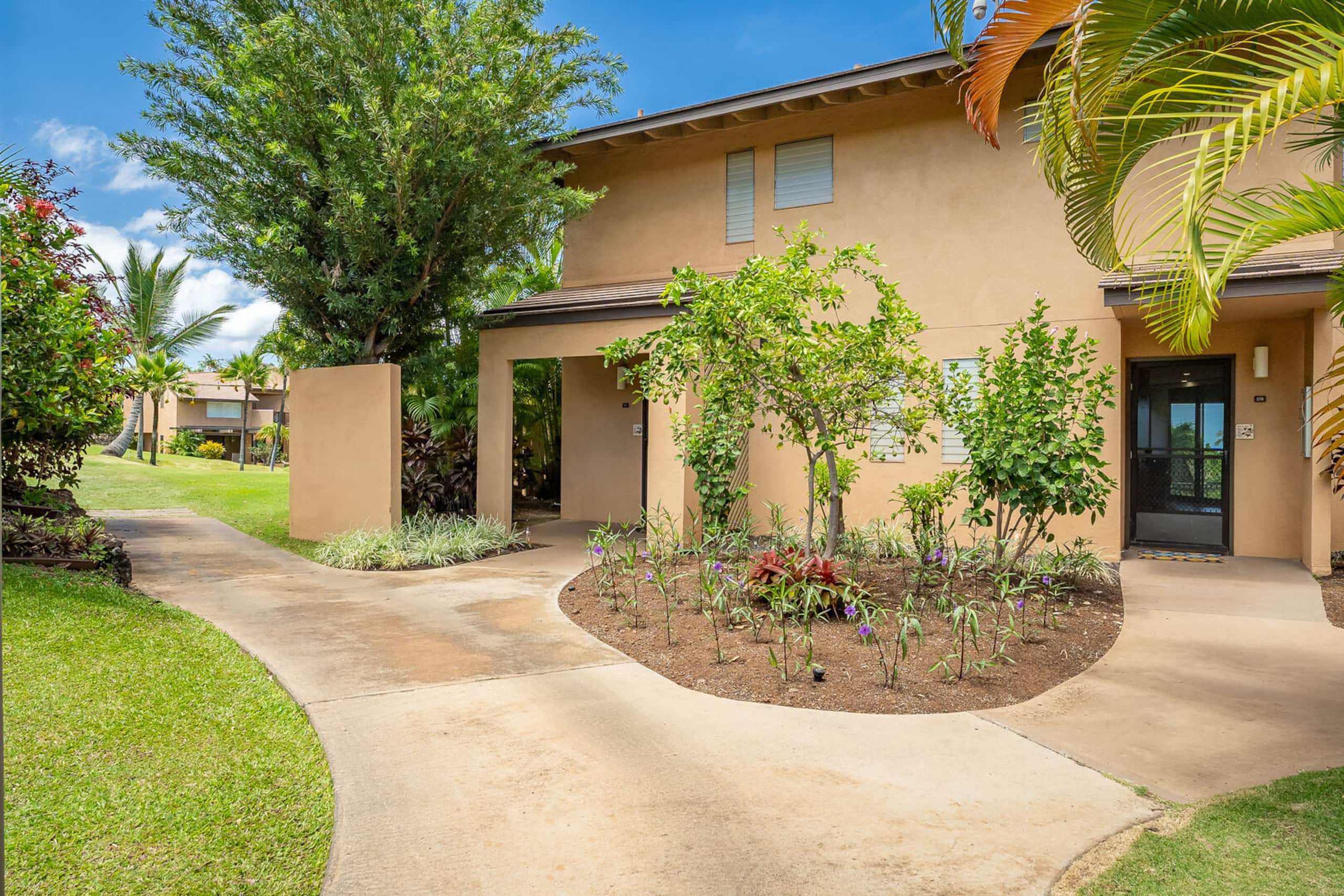 Condo in Kihei · ★4.9 · 2 bedrooms · 2 beds · 2.5 baths - Image 47