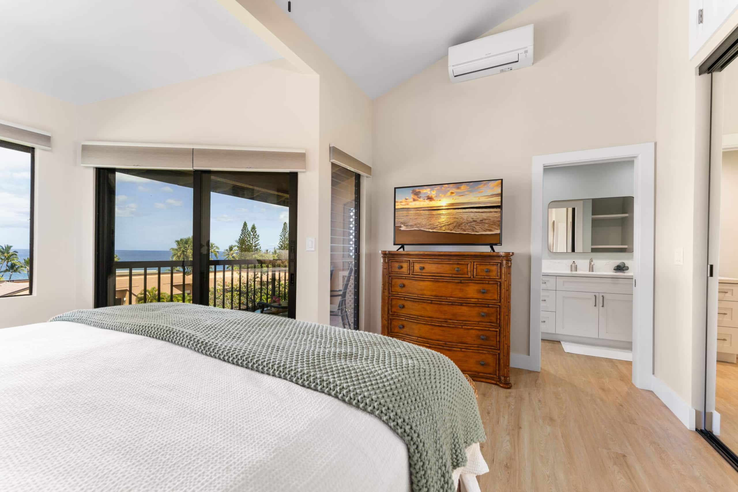 Condo in Kihei · ★4.9 · 2 bedrooms · 2 beds · 2.5 baths - Image 21