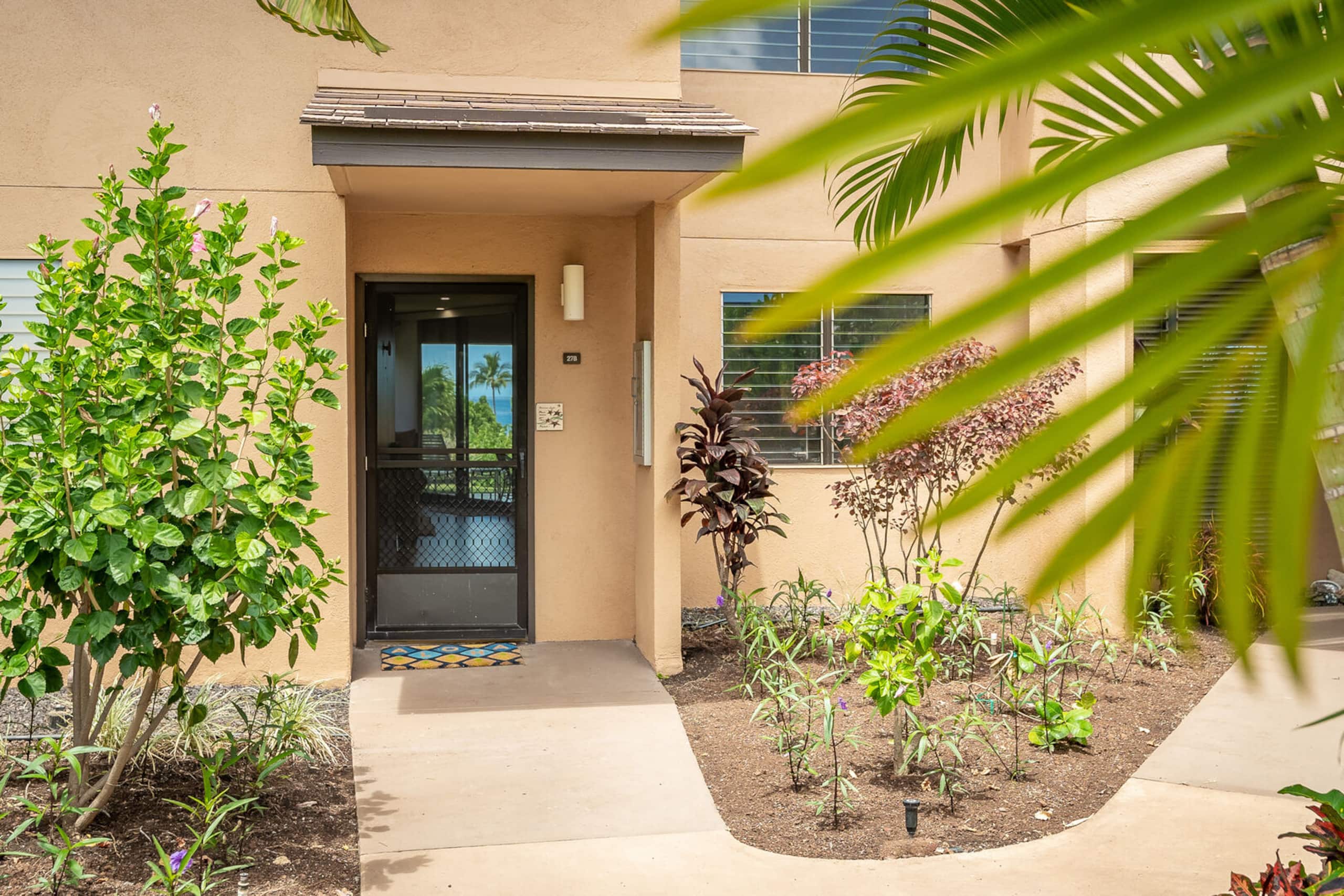 Condo in Kihei · ★4.9 · 2 bedrooms · 2 beds · 2.5 baths - Image 45