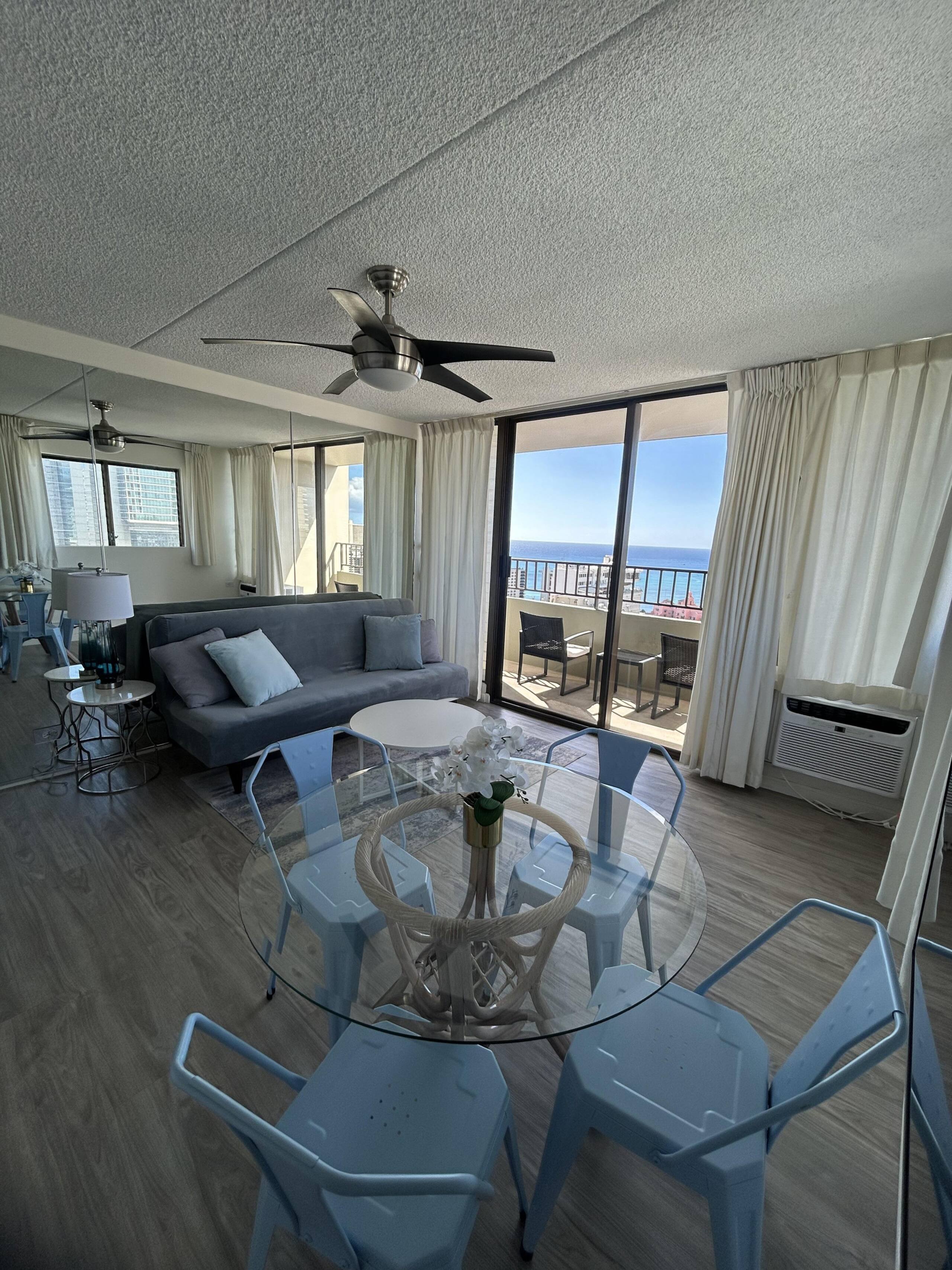 Condo in Honolulu · ★4.5 · 1 bedroom · 2 beds · 1 private bath - Image 3