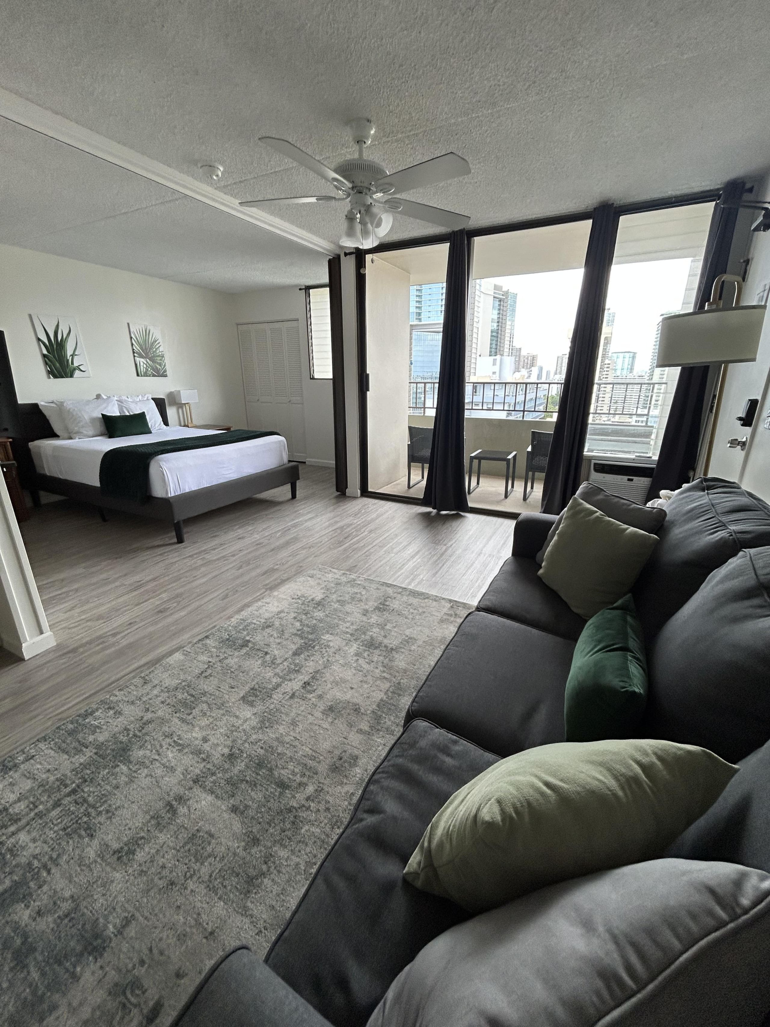 Condo in Honolulu · ★4.75 · 1 bedroom · 2 beds · 1 private bath - Image 20