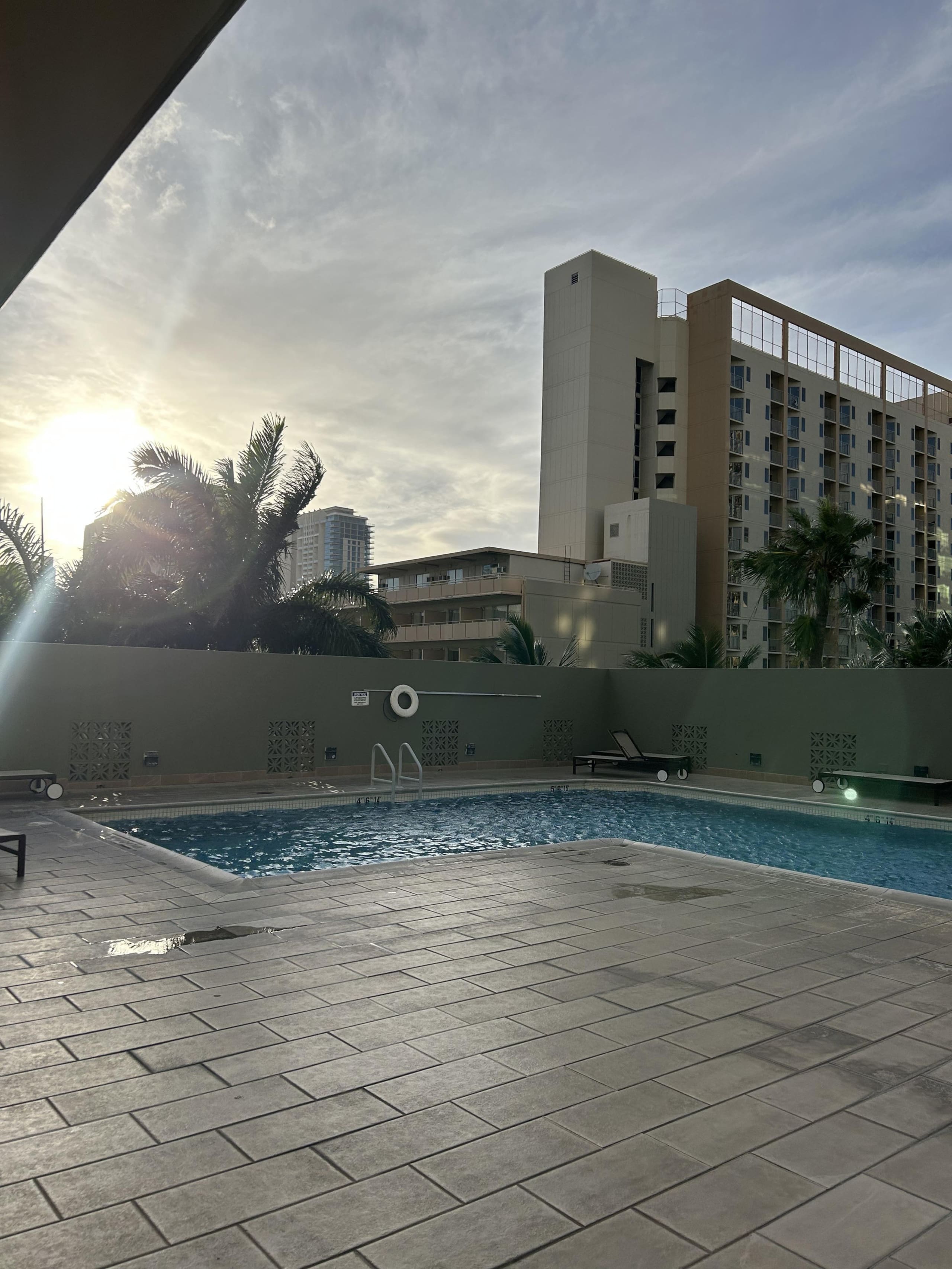 Condo in Honolulu · ★4.65 · 1 bedroom · 1 bed · 1 private bath - Image 45