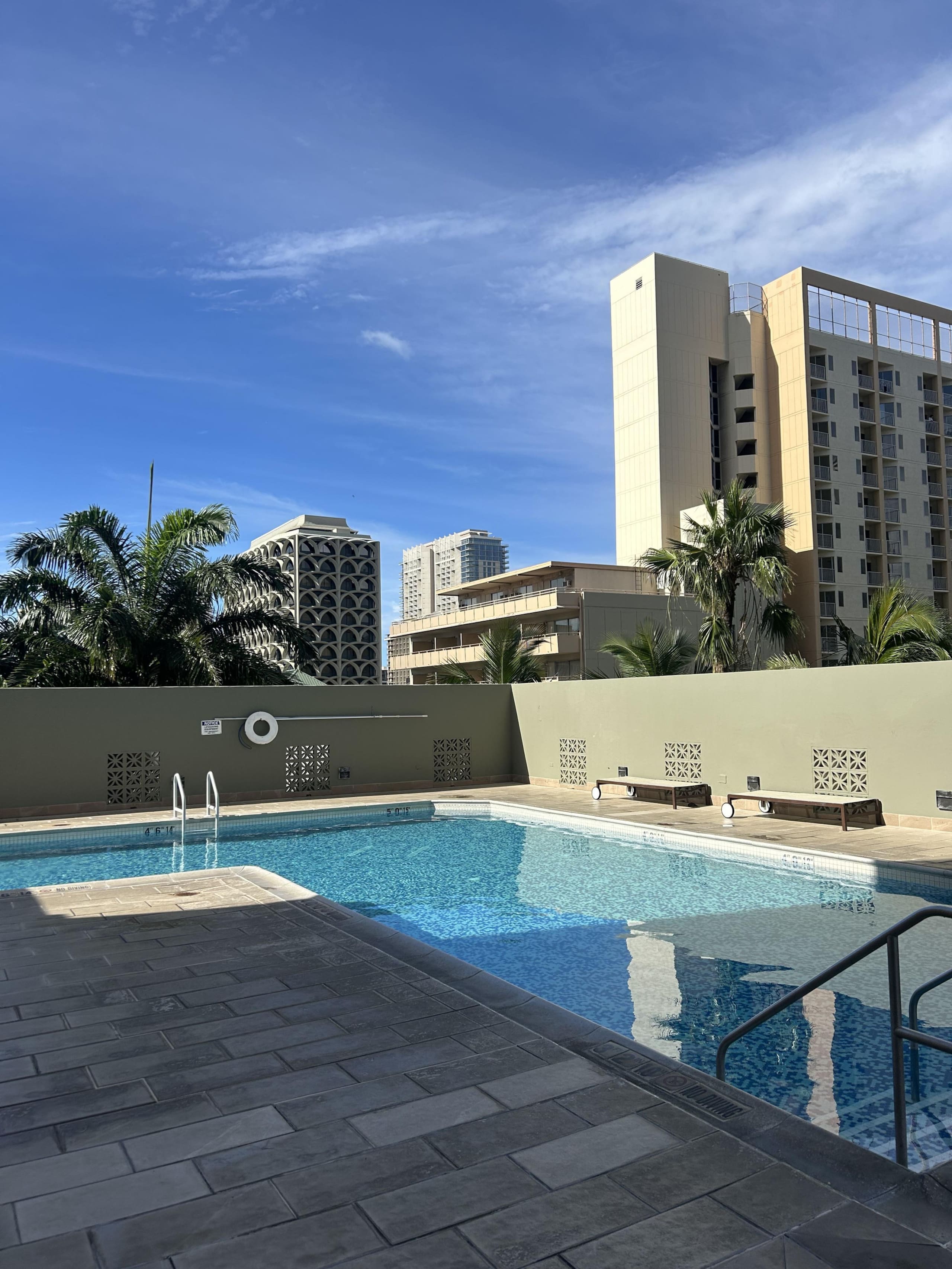 Condo in Honolulu · ★4.56 · 1 bedroom · 2 beds · 1 private bath - Image 49
