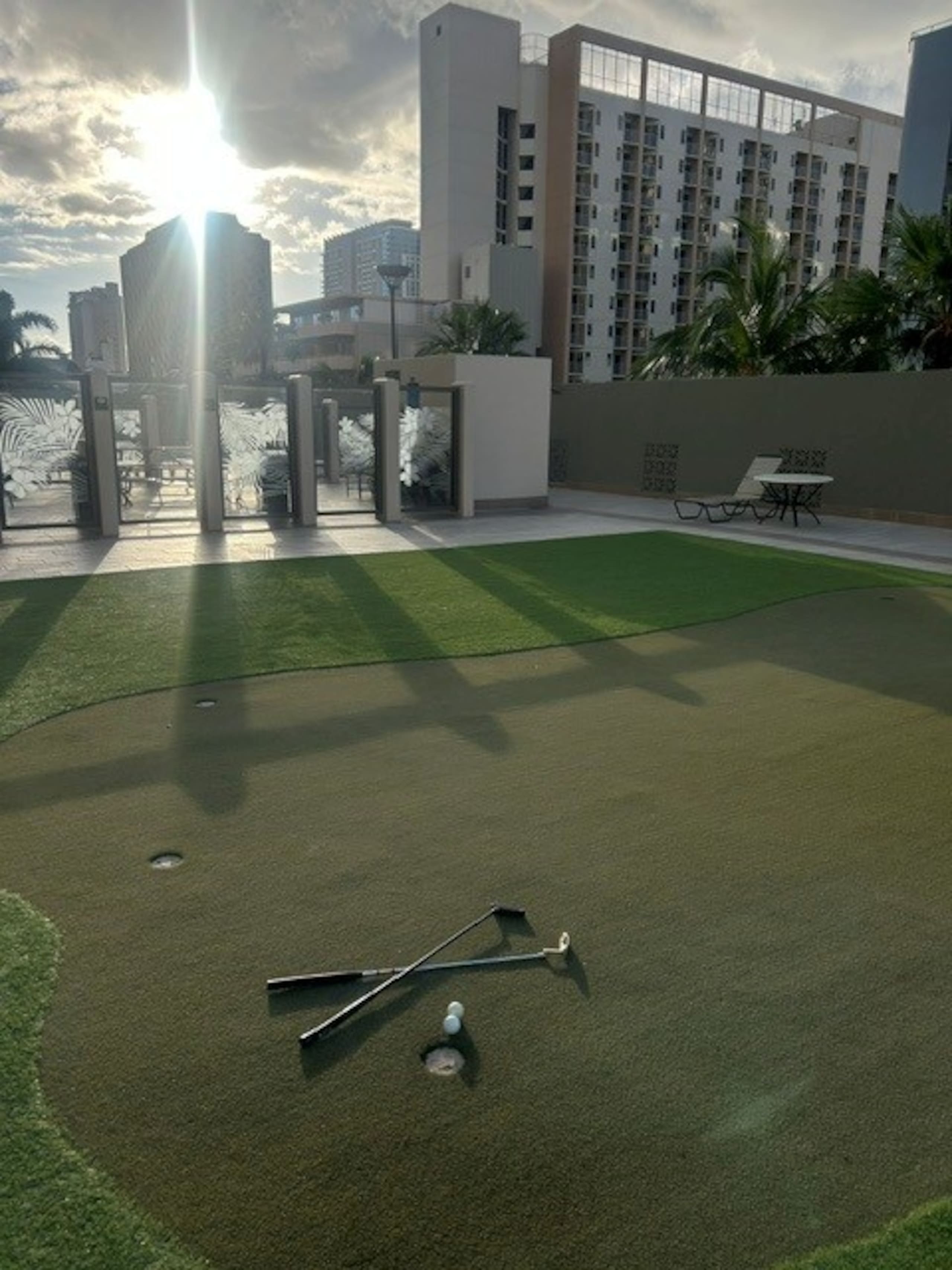 Condo in Honolulu · ★4.57 · 1 bedroom · 2 beds · 1 private bath - Image 30