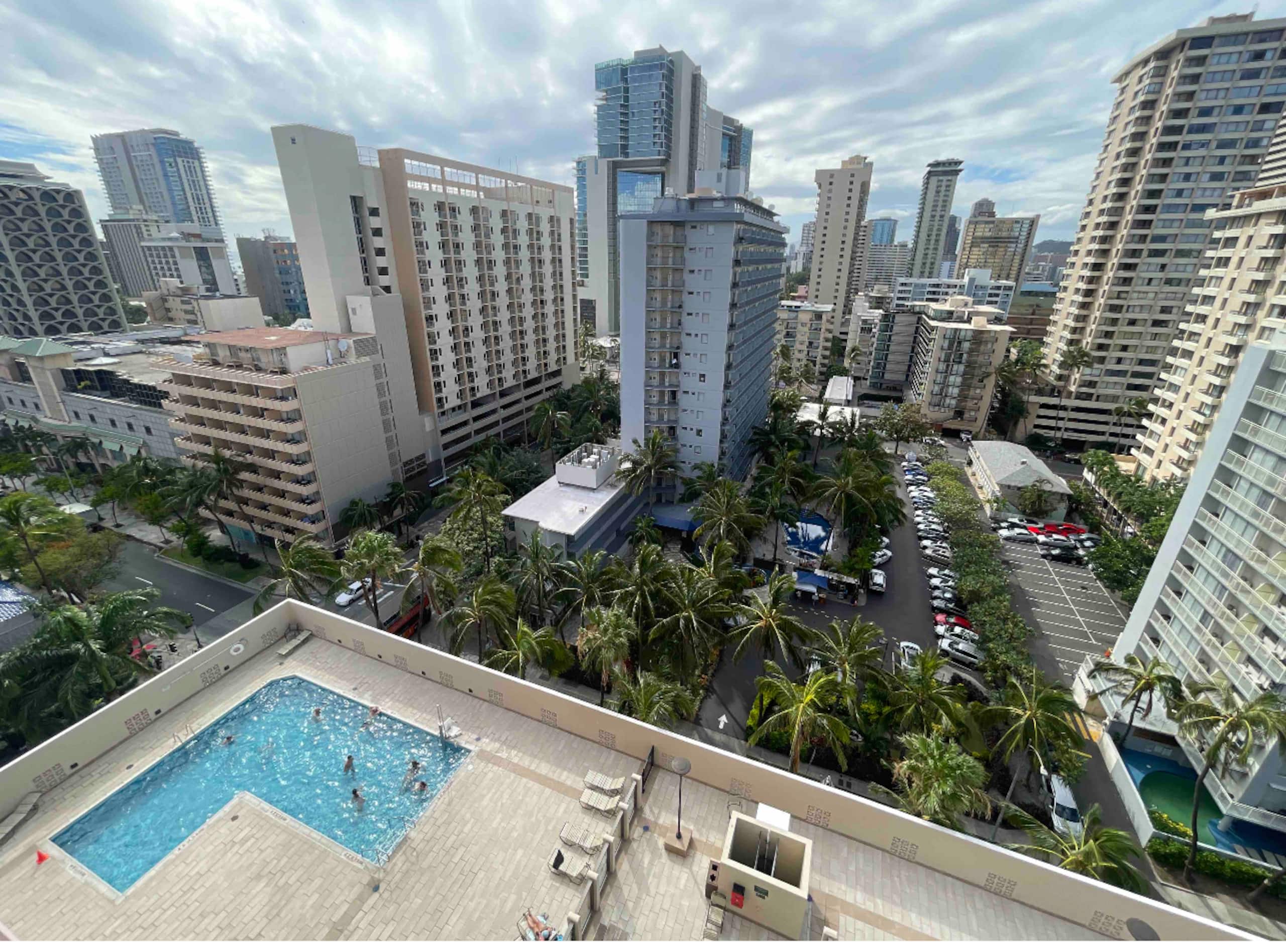 Condo in Honolulu · ★4.57 · 1 bedroom · 2 beds · 1 private bath - Image 1