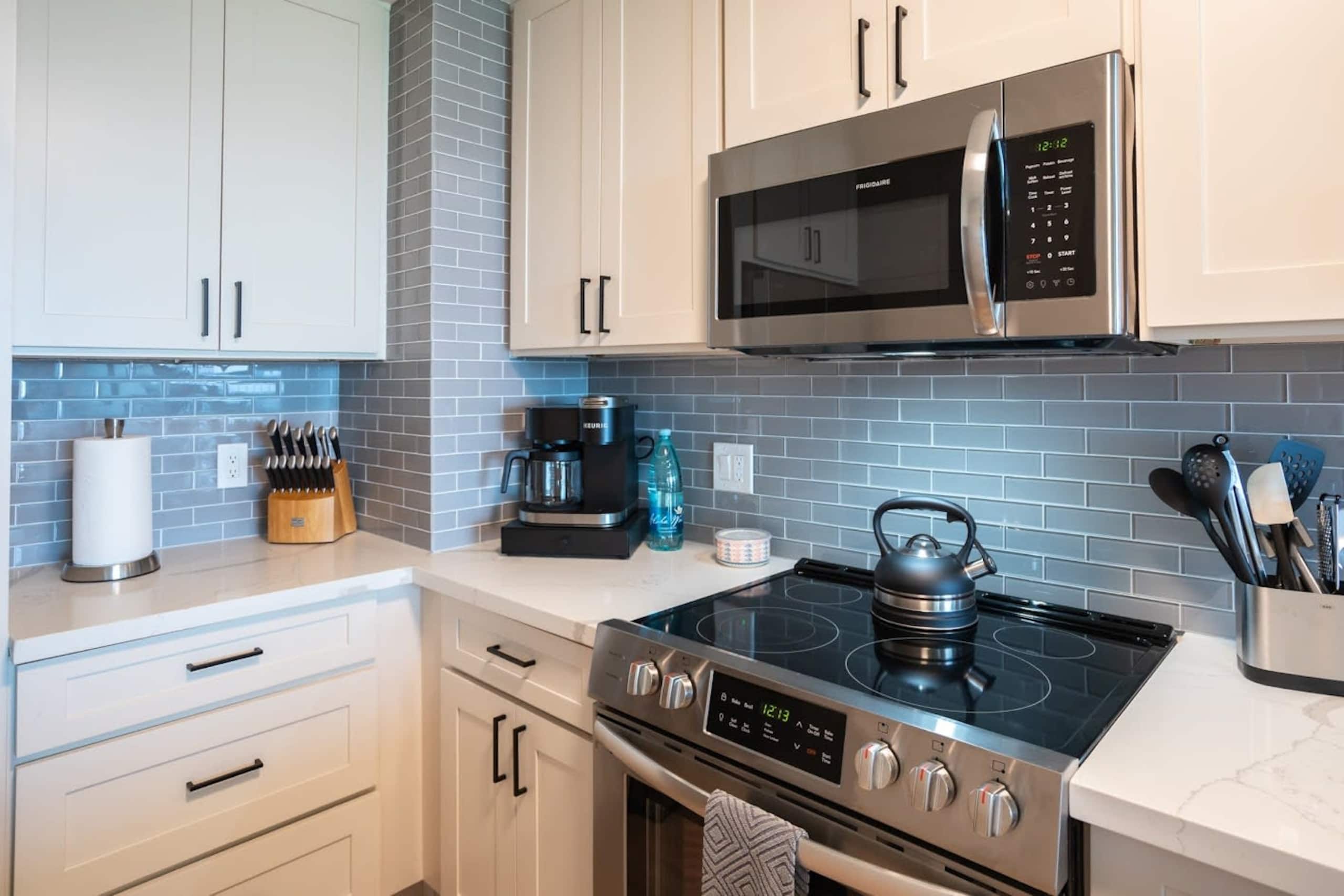 Condo in Kihei · ★4.98 · 2 bedrooms · 3 beds · 2 baths - Image 10