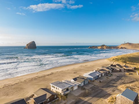 Catoor-Modern lux oceanfront, rooftop deck