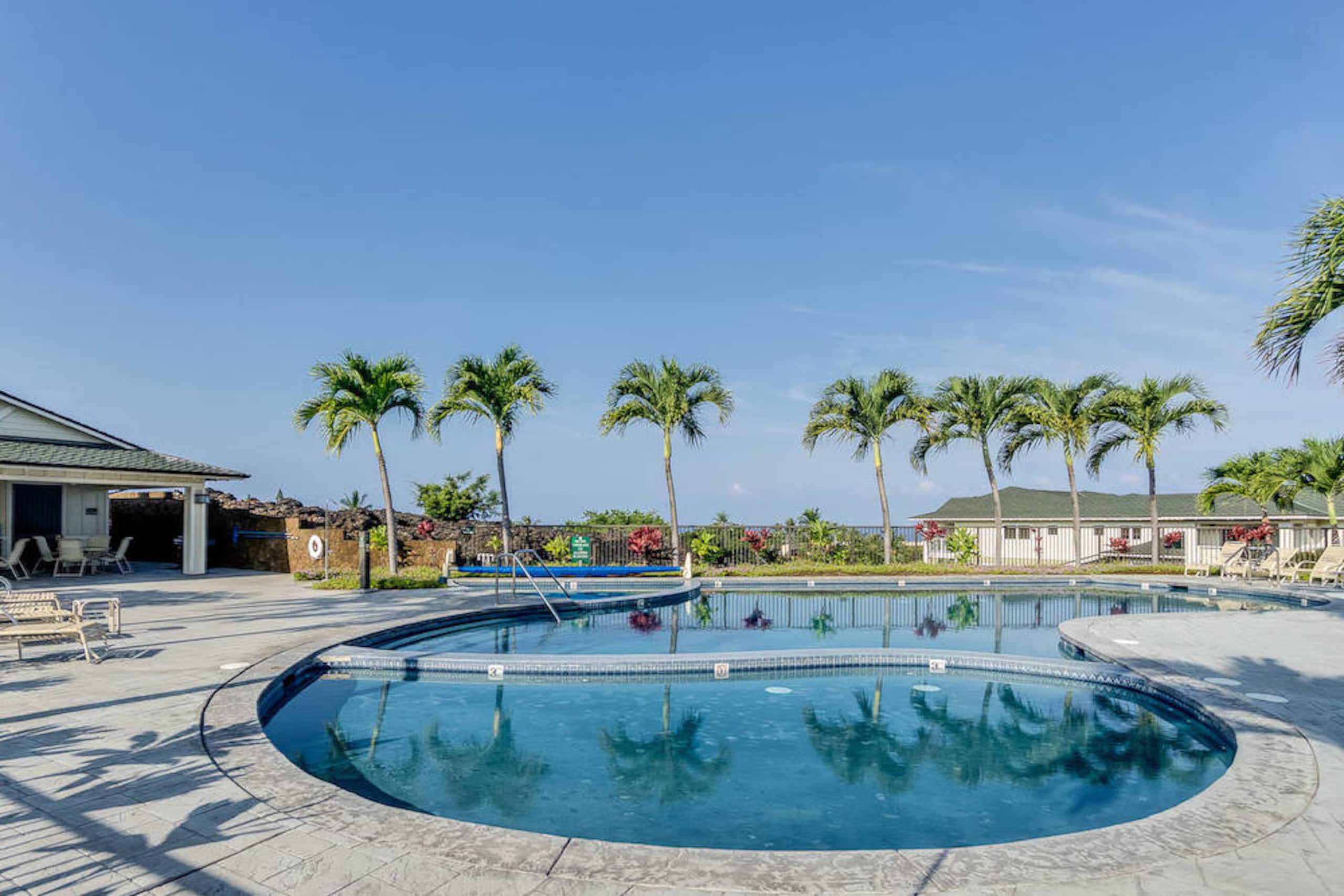 Townhouse in Kailua-Kona · ★4.84 · 3 bedrooms · 4 beds · 3 private baths - Image 18