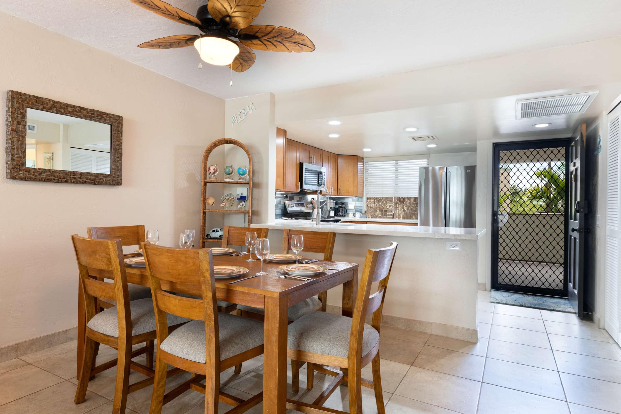 Condo in Kailua-Kona · ★4.8 · 2 bedrooms · 4 beds · 2 private baths - Image 16