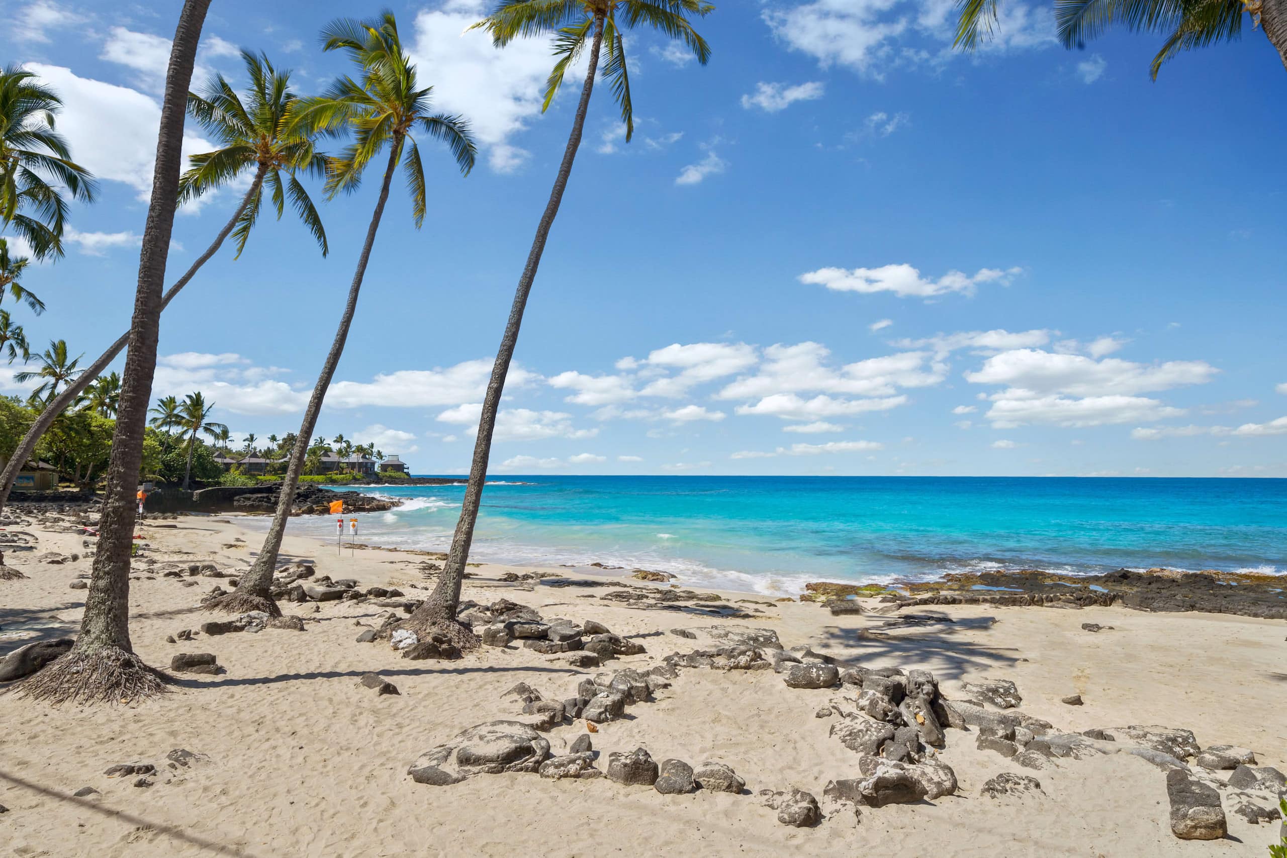 Condo in Kailua-Kona · ★4.8 · 2 bedrooms · 4 beds · 2 private baths - Image 2