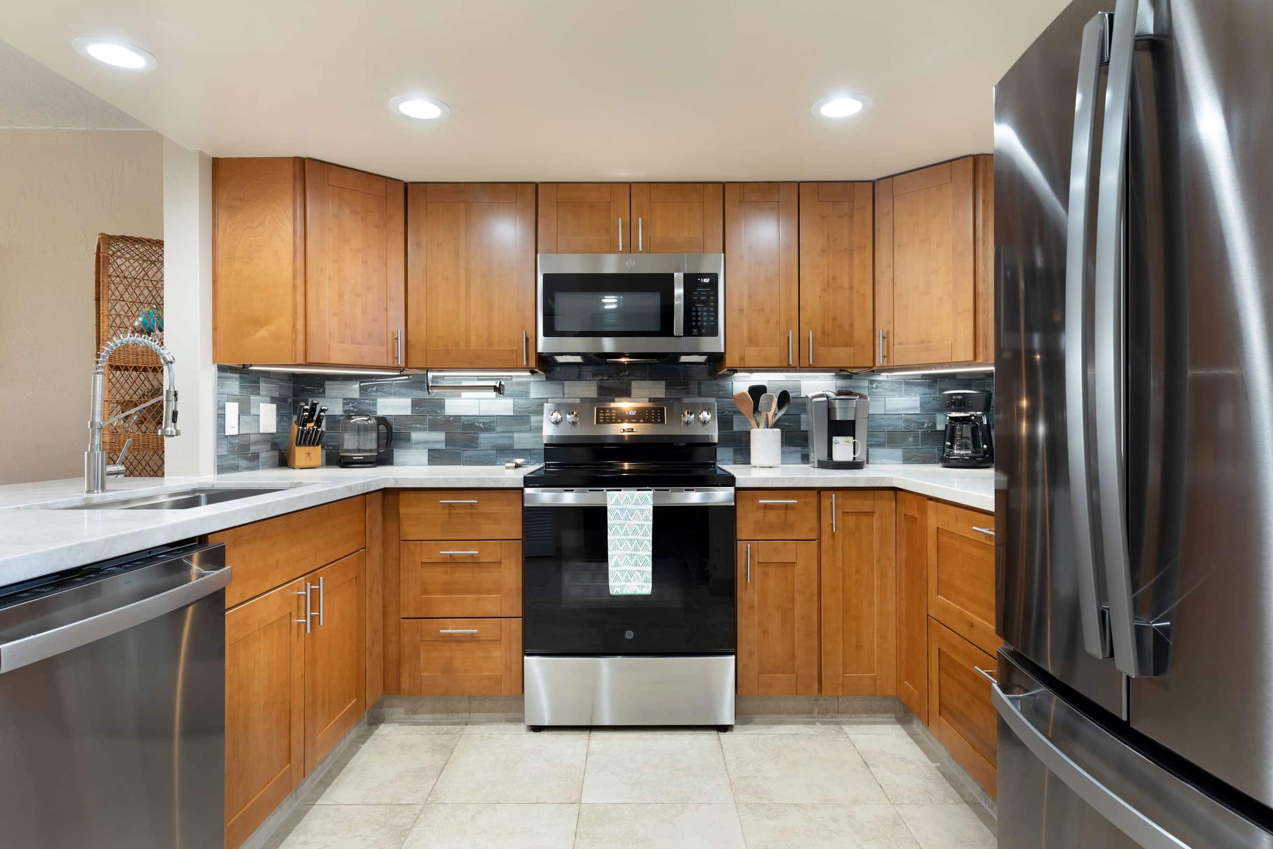 Condo in Kailua-Kona · ★4.8 · 2 bedrooms · 4 beds · 2 private baths - Image 20