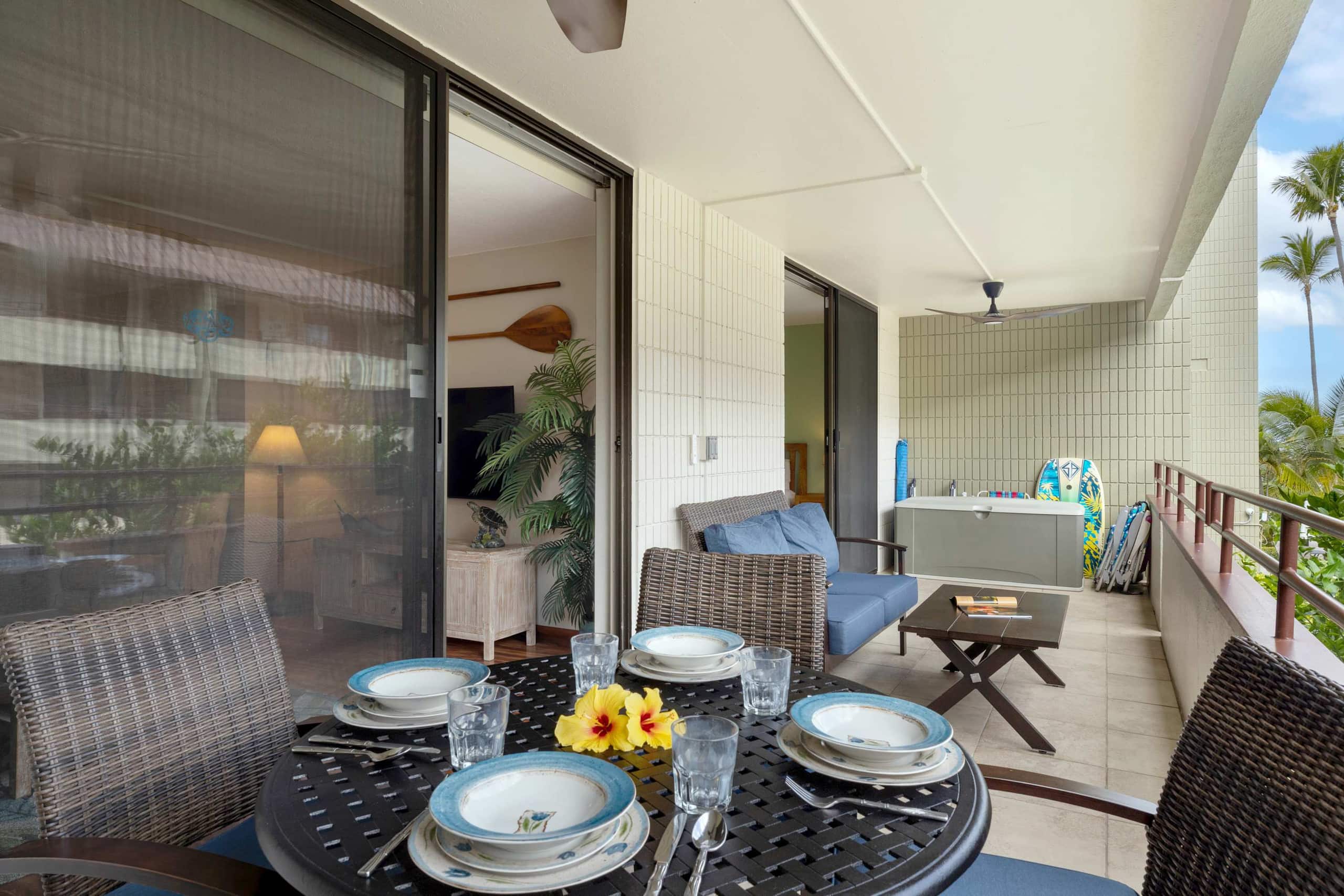 Condo in Kailua-Kona · ★4.8 · 2 bedrooms · 4 beds · 2 private baths - Image 10