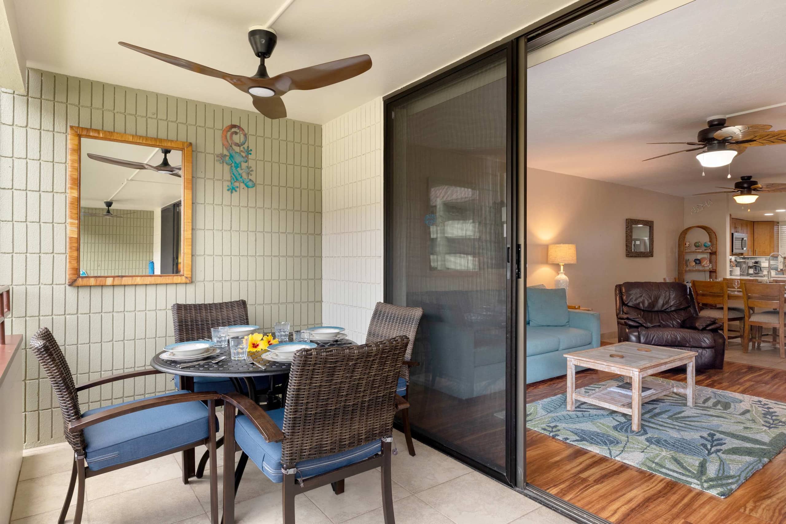 Condo in Kailua-Kona · ★4.8 · 2 bedrooms · 4 beds · 2 private baths - Image 11