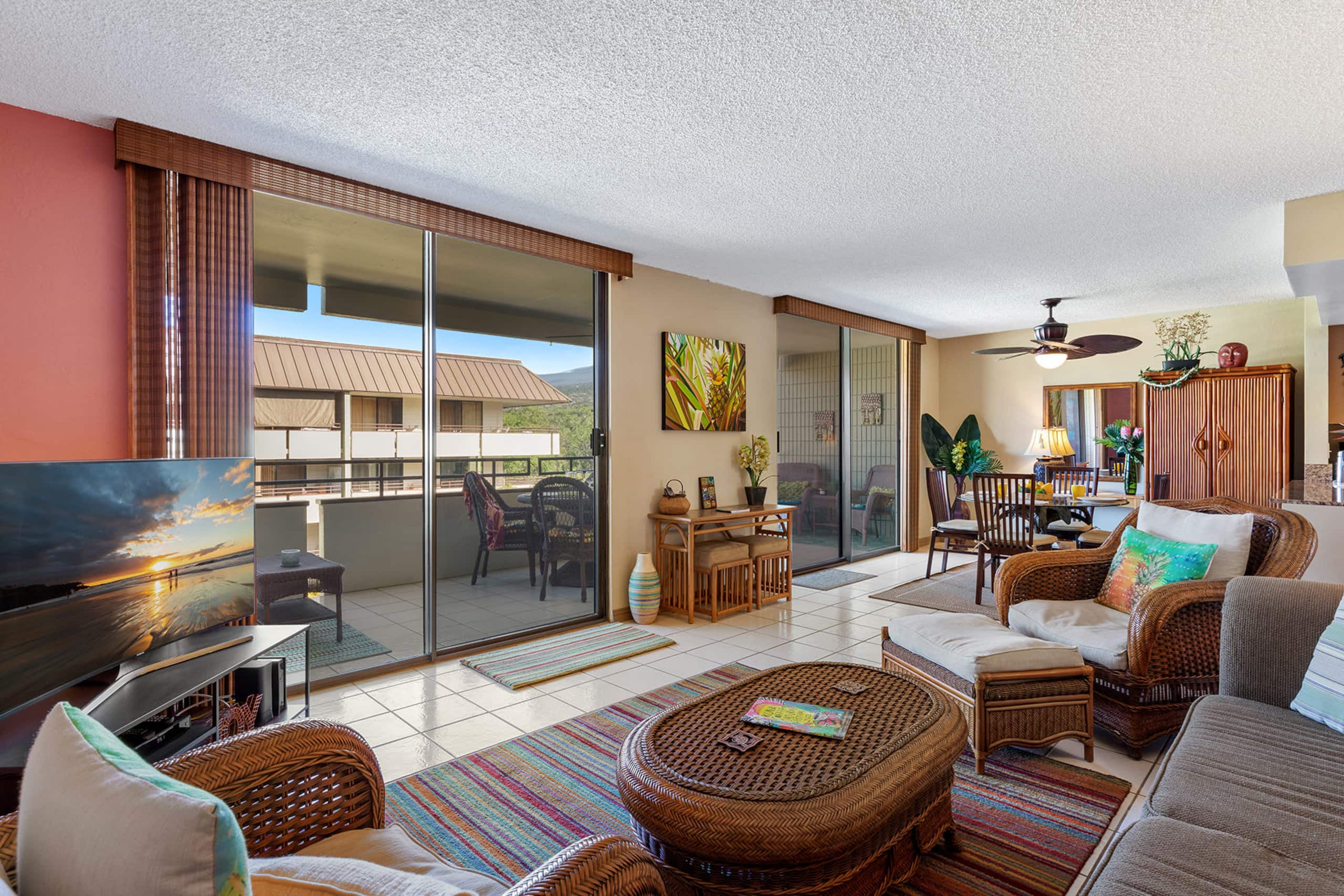 Condo in Kailua-Kona · ★4.79 · 2 bedrooms · 3 beds · 2 private baths - Image 10