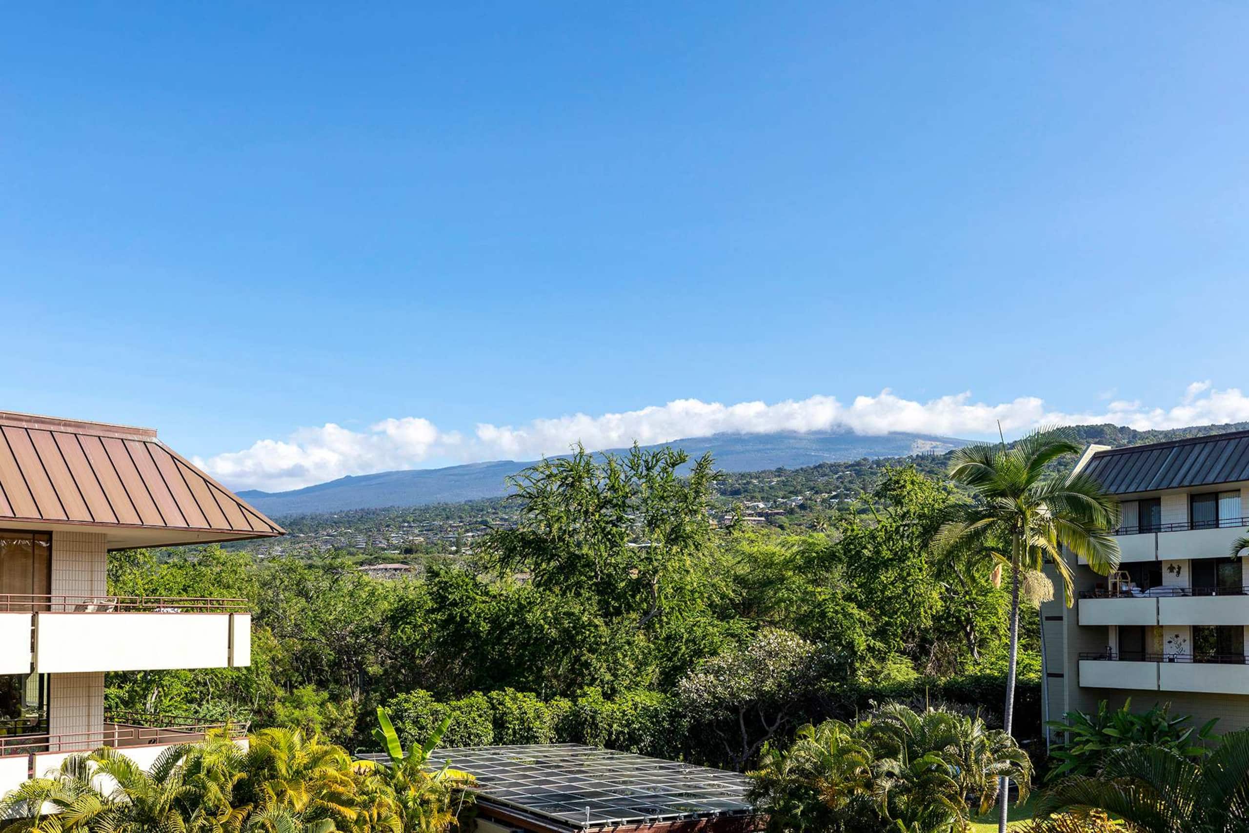 Condo in Kailua-Kona · ★4.79 · 2 bedrooms · 3 beds · 2 private baths - Image 7