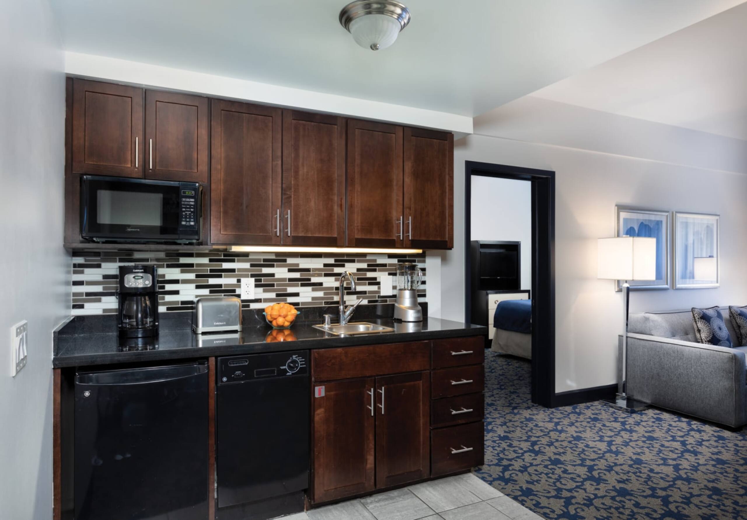 Condo in San Francisco · ★4.83 · 1 bedroom · 2 beds · 1 bath - Image 21