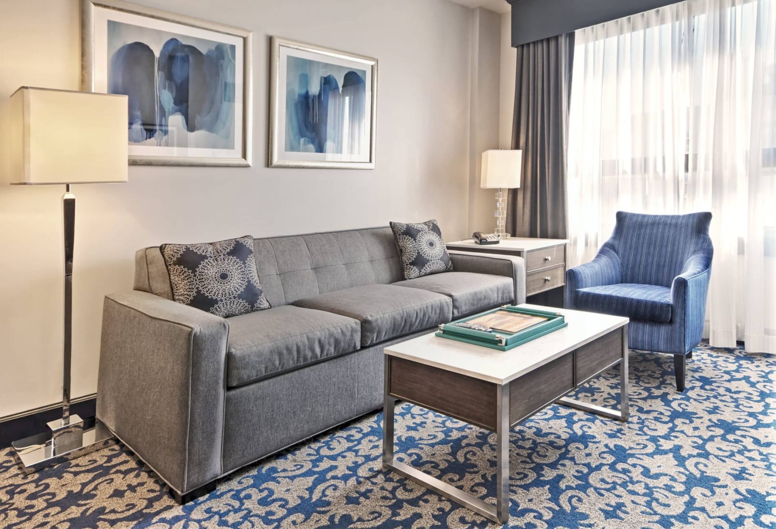 Condo in San Francisco · ★4.83 · 1 bedroom · 2 beds · 1 bath - Image 17