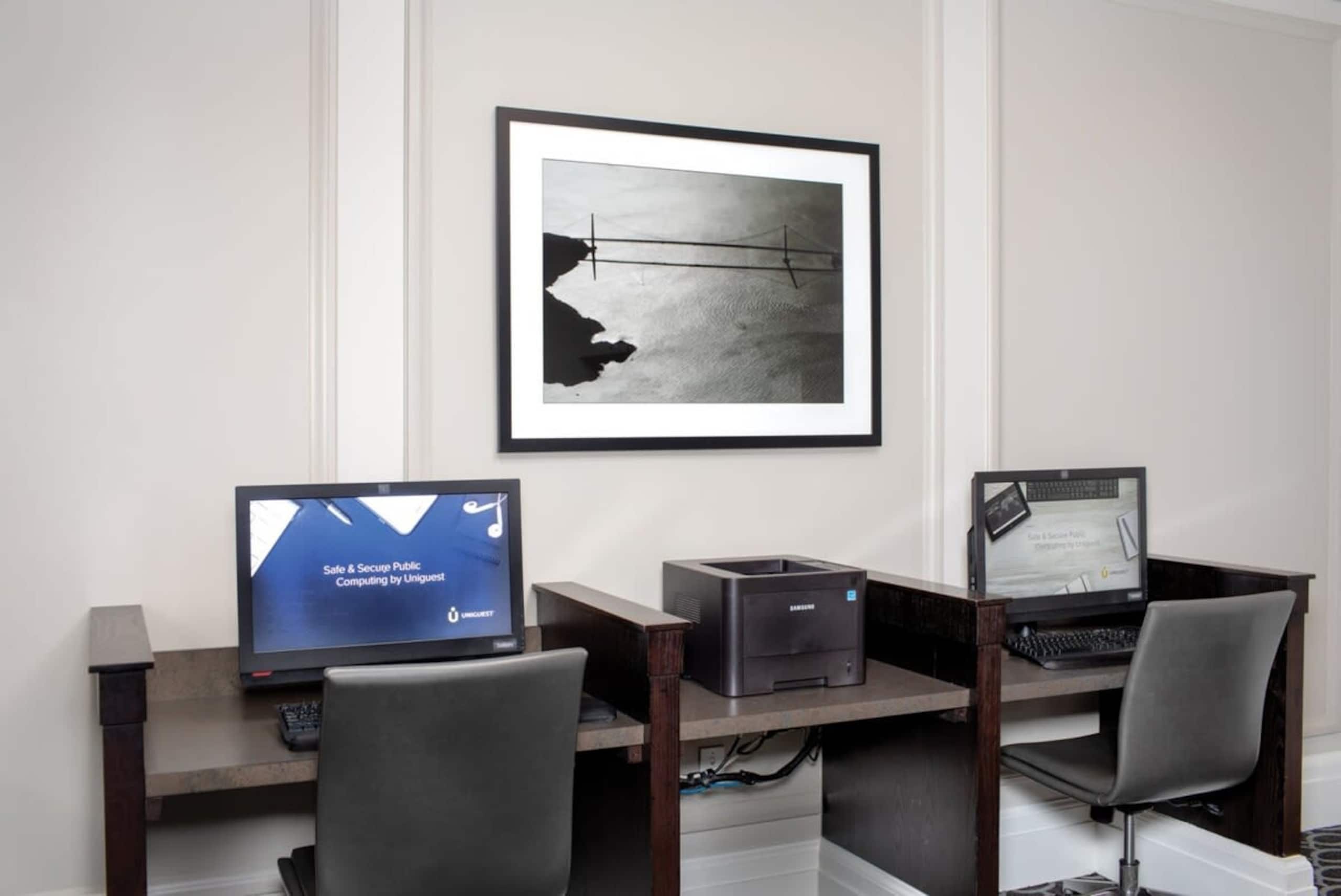 Condo in San Francisco · ★4.96 · 2 bedrooms · 3 beds · 1 bath - Image 25