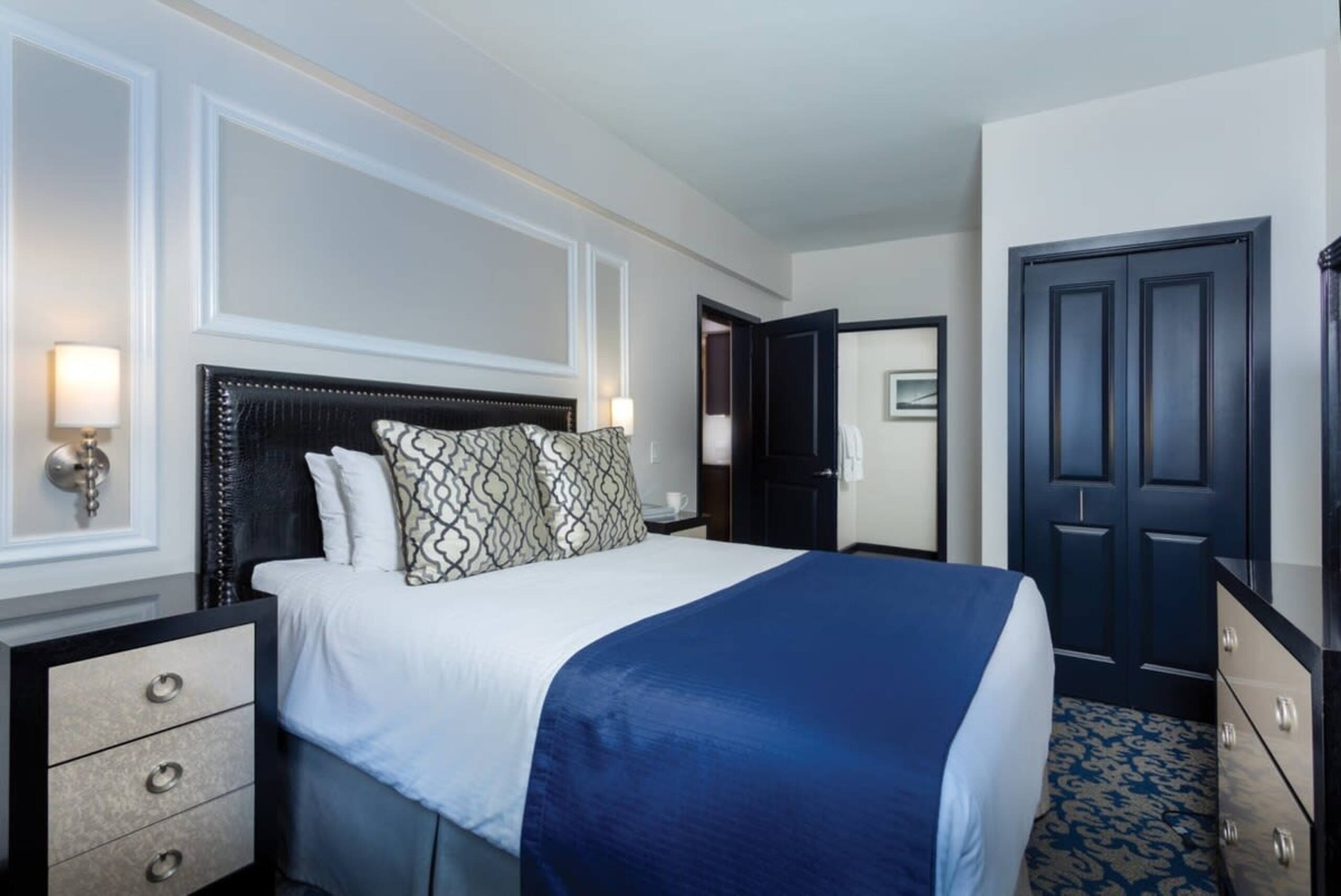 Condo in San Francisco · ★4.8 · 3 bedrooms · 3 beds · 2 baths - Image 21