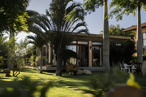 Charming getaway surrounded by greenery