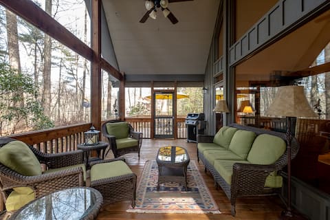 Sheep Laurel home 5 mins to downtown Cashiers