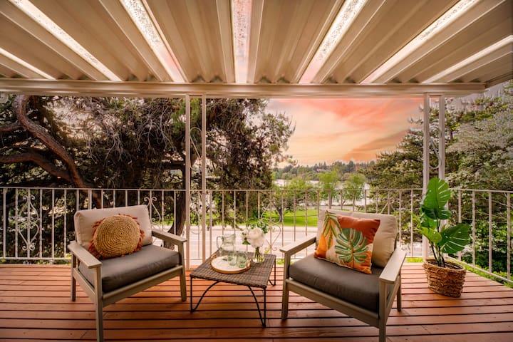 3b2b Modern Unit w/ Stunning Green Lake View