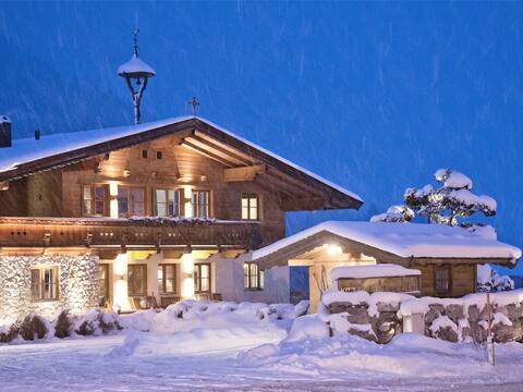 Penthouse with wellness near the ski lift