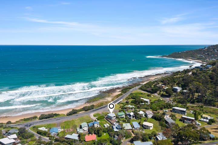 Six Degrees – beach across the road