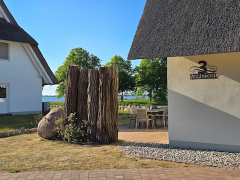 House 3 "Wippezogel" - Holiday home with sauna and fireplace