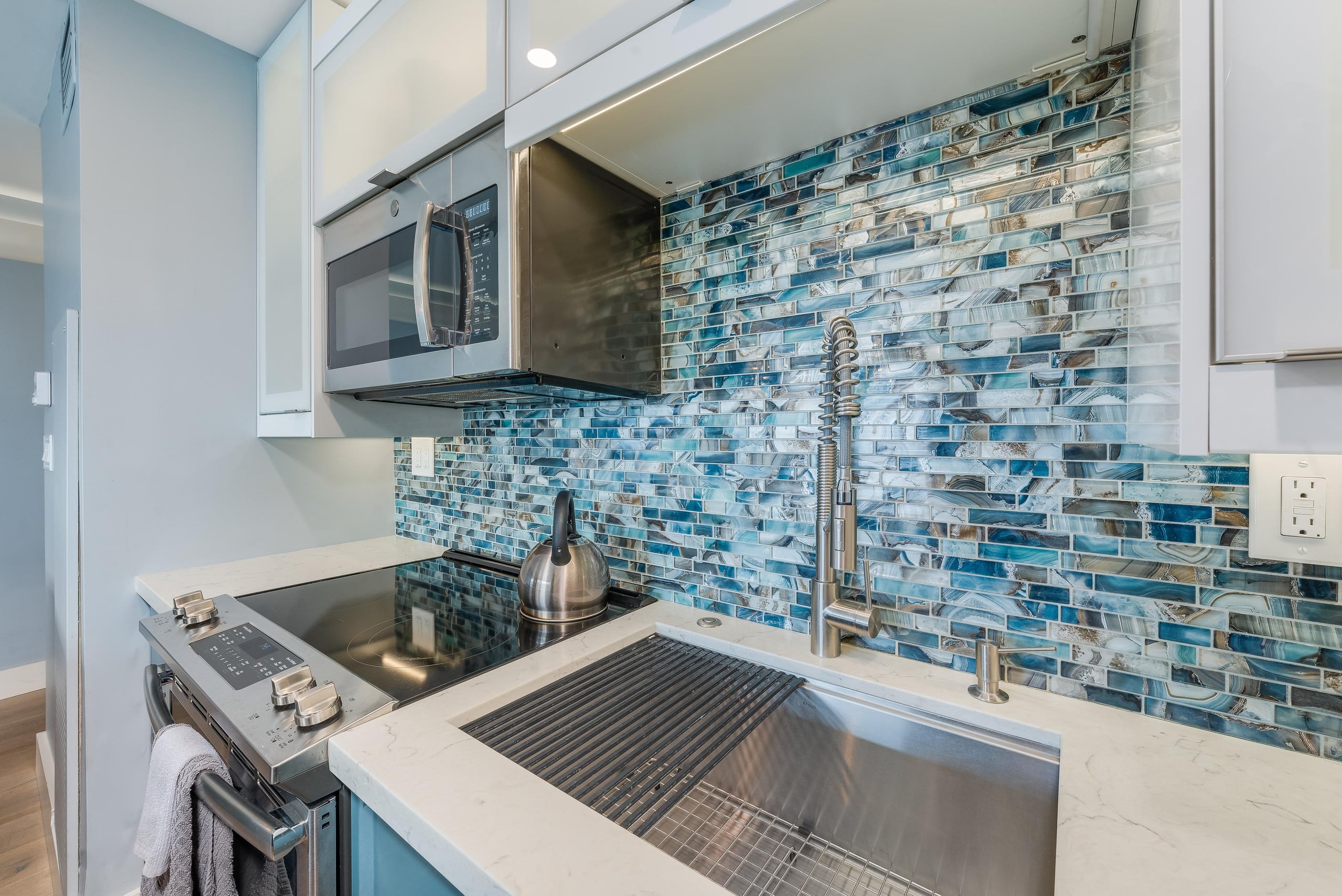 Condo in Kihei · ★5.0 · 1 bedroom · 2 beds · 1 private bath - Image 12