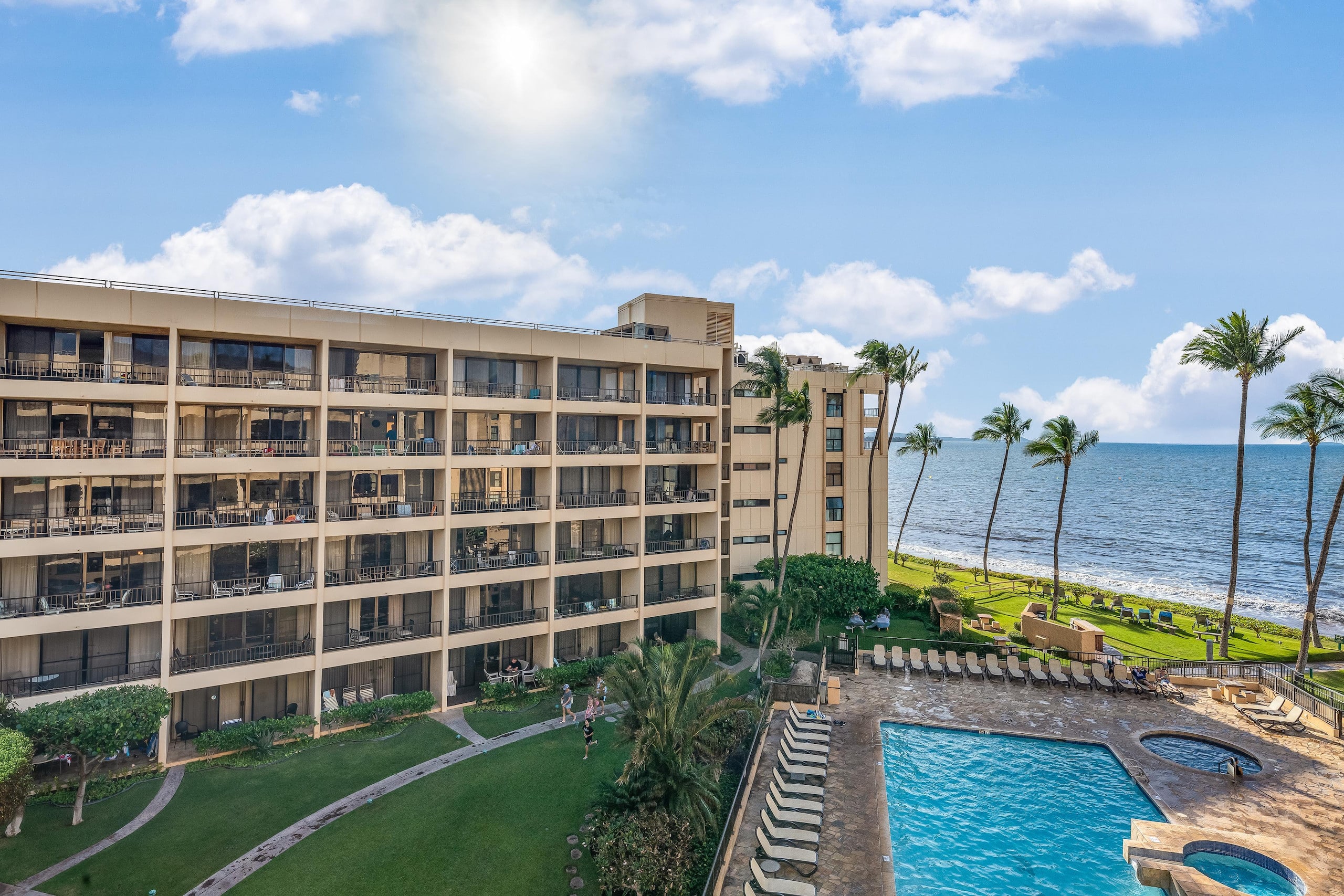 Condo in Kihei · ★5.0 · 1 bedroom · 2 beds · 1 private bath - Image 3