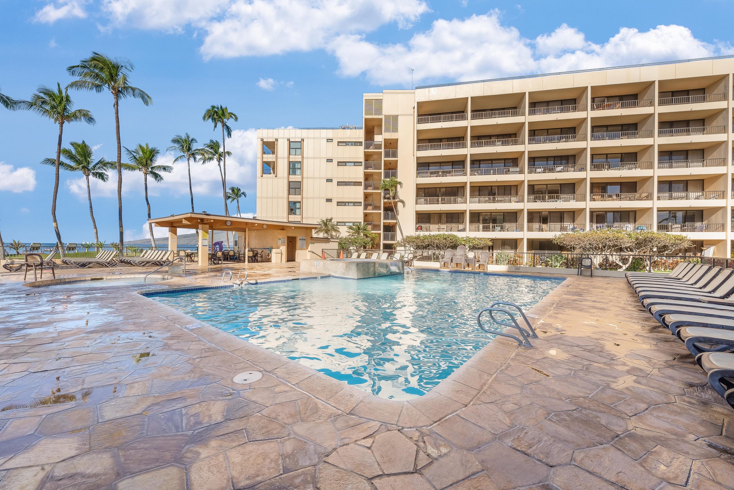 Condo in Kihei · ★5.0 · 1 bedroom · 2 beds · 1 private bath - Image 38