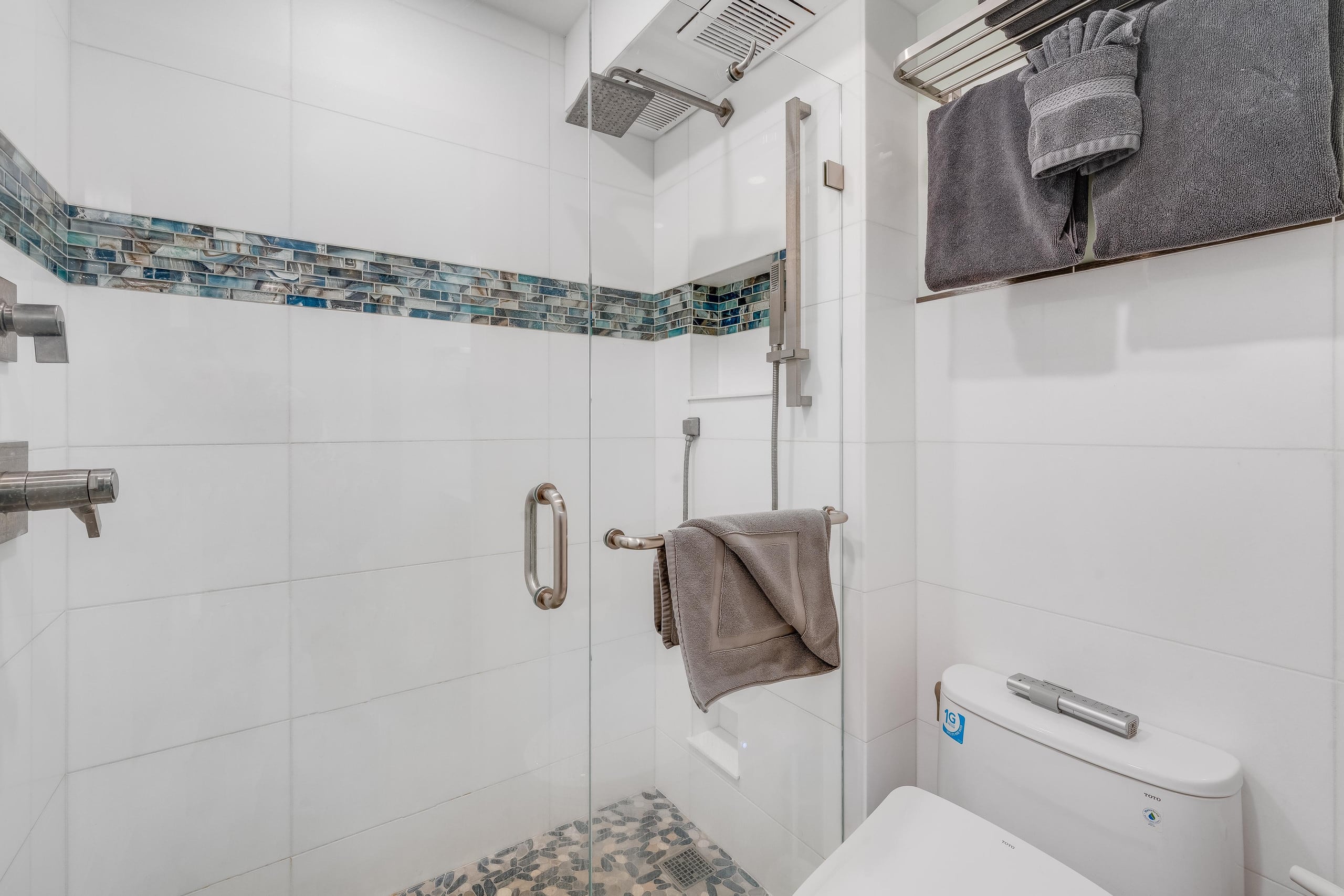 Condo in Kihei · ★5.0 · 1 bedroom · 2 beds · 1 private bath - Image 23