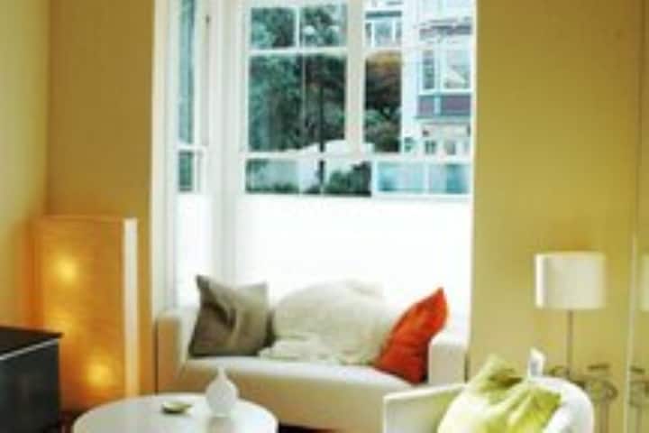 Noe Castro Sunny Modernism 2 Br - San Francisco, CA