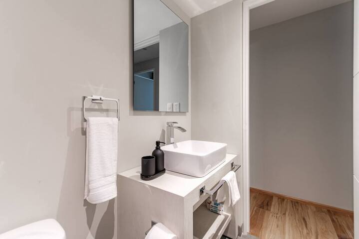 Stay in La Roma, the heart of Mexico City gallery image 4